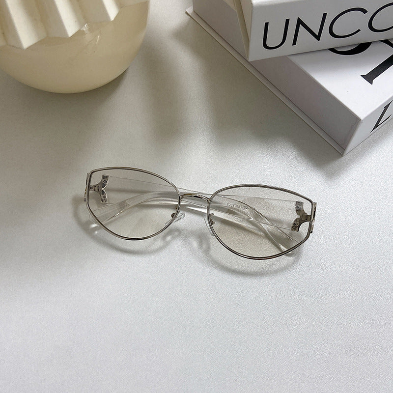 Fashionable Cat-Eye Sunglasses with Golden Frame Kalsten