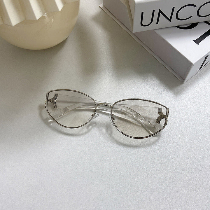Fashionable Cat-Eye Sunglasses with Golden Frame Kalsten