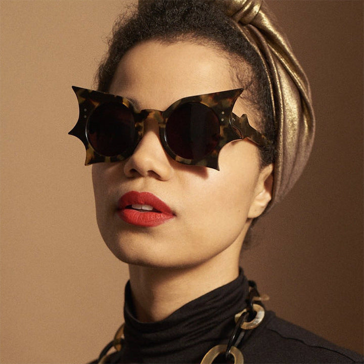 Women extravagant Cat-Eye sunglasses with striking frame Kalsten