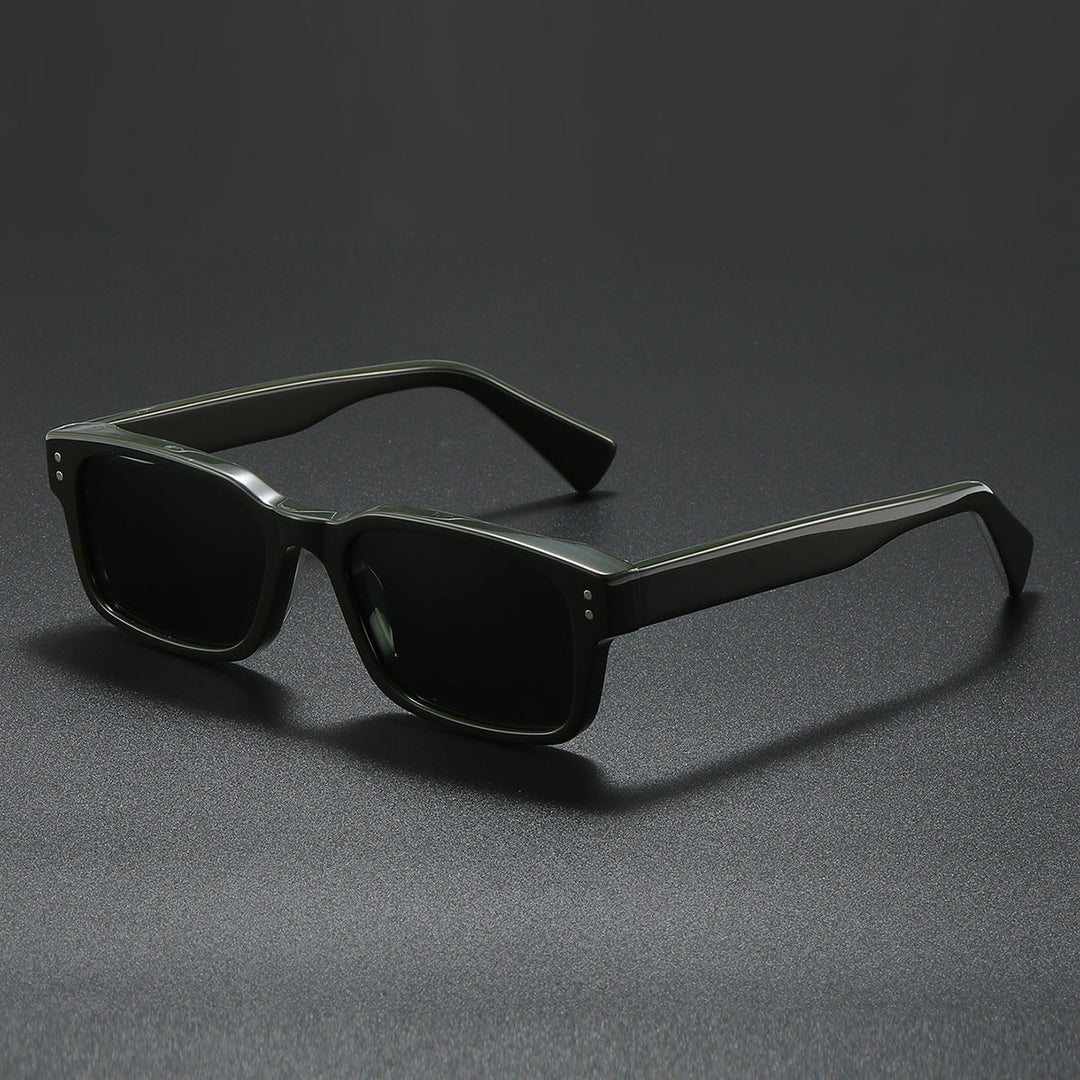 Women's sunglasses in modern, minimalist design Kalsten