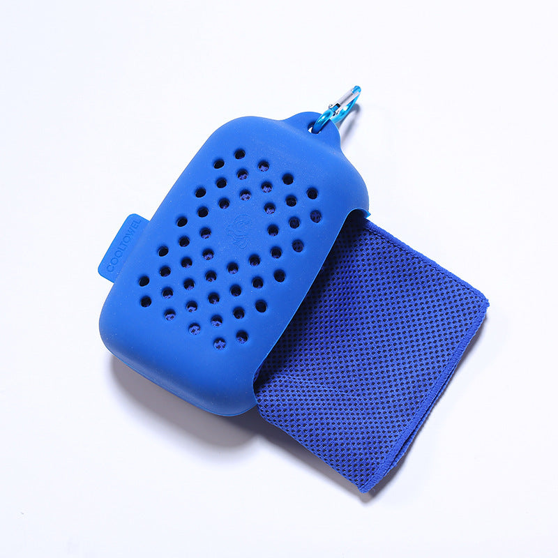 Women Portable Silicone Case with Integrated Cleaning Cloth Kalsten