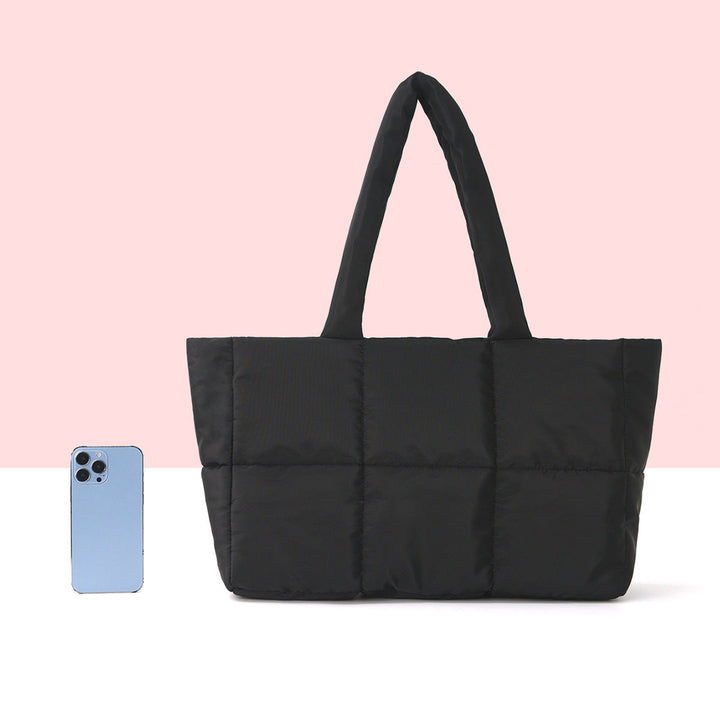 Padded everyday handbag with generous storage space Kalsten