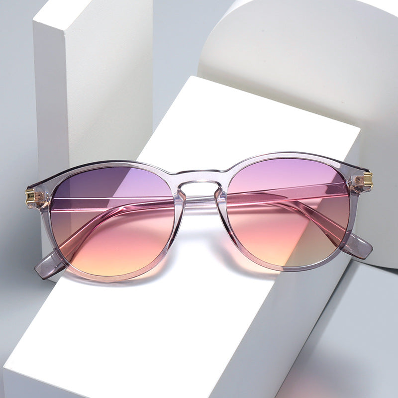 Women elegant sunglasses with transparent frame and stylish accents Kalsten