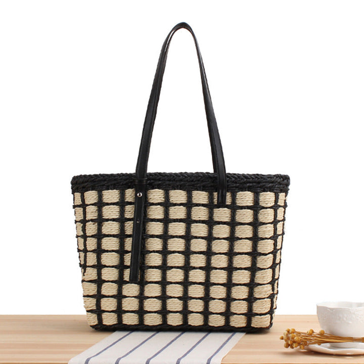 Hand-knotted tote bag made of natural material with elegant leather handles Kalsten