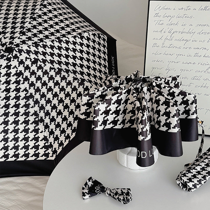 Women Folding Umbrella with Modern Wave Pattern Kalsten