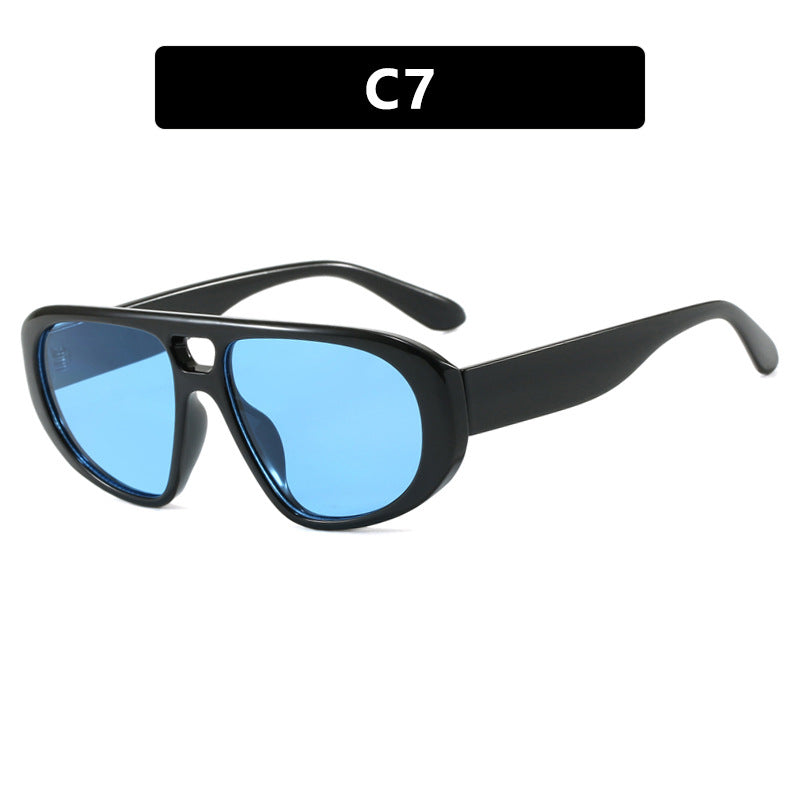Women's sporty sunglasses with a wide durable frame and polarized lenses Kalsten