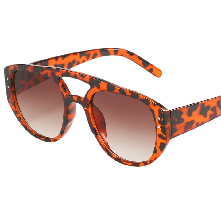 Women's Stylish Sunglasses in Trendy Leopard Print Kalsten