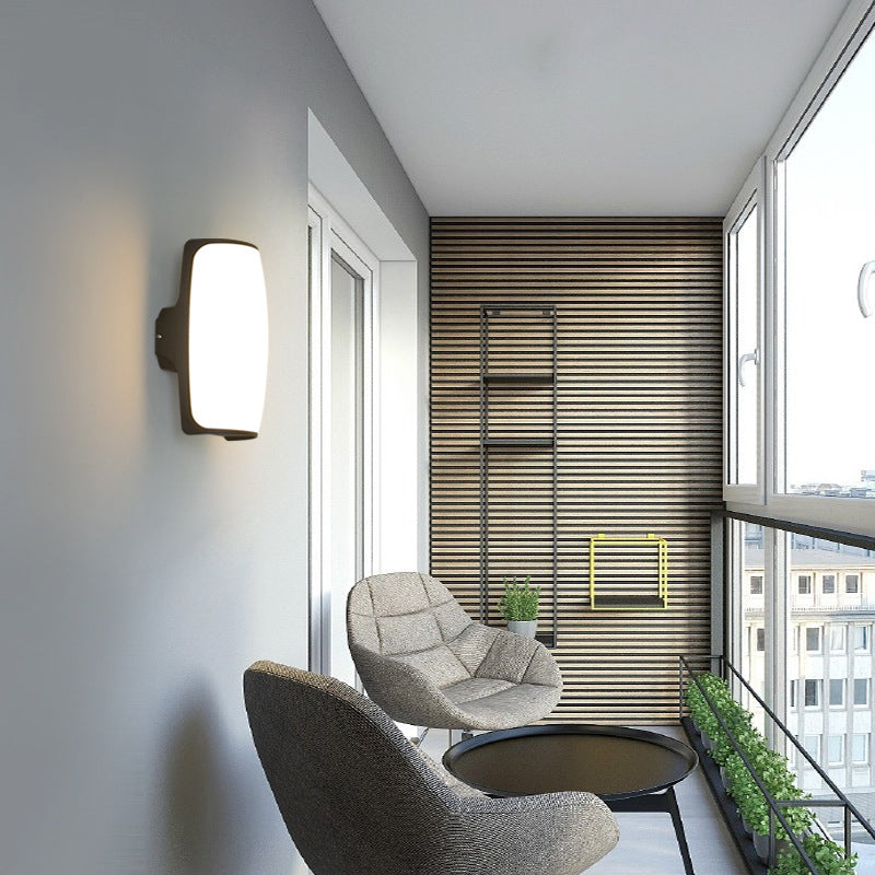 Waterproof Acrylic Curved Shade LED Outdoor Wall Sconce Lamp | Kalsten