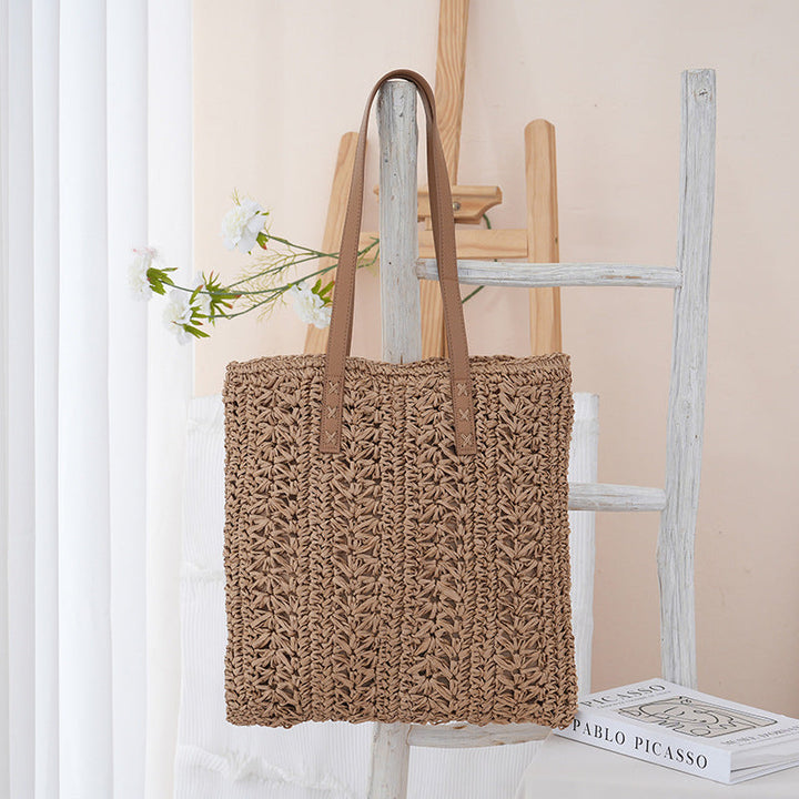 Handcrafted jute bag with stylish leather handles Kalsten