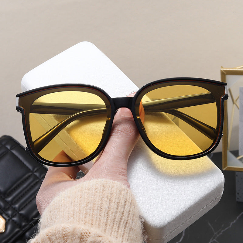 Women's stylish sunglasses with fashionable design Kalsten