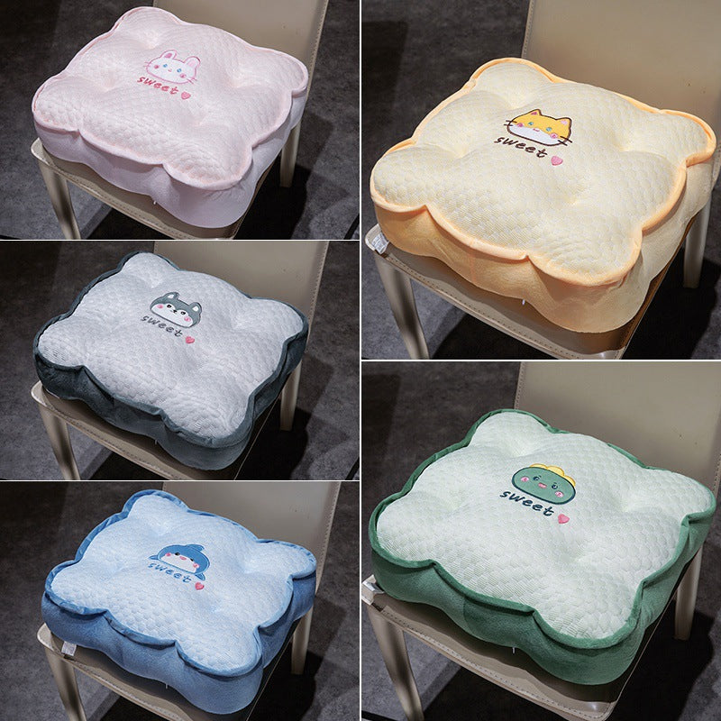 Plush comfort seat cushion with cute animal motif Kalsten