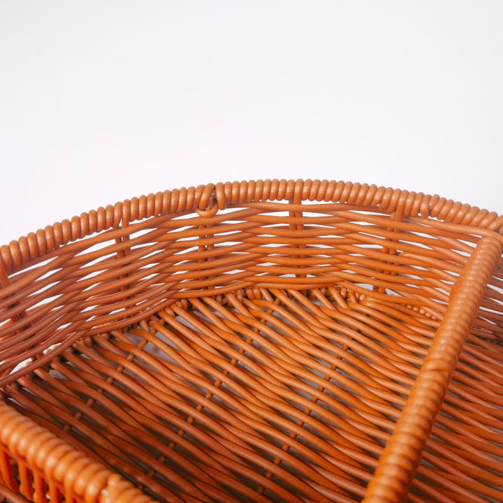Ladies round basket plate with compartments Kalsten