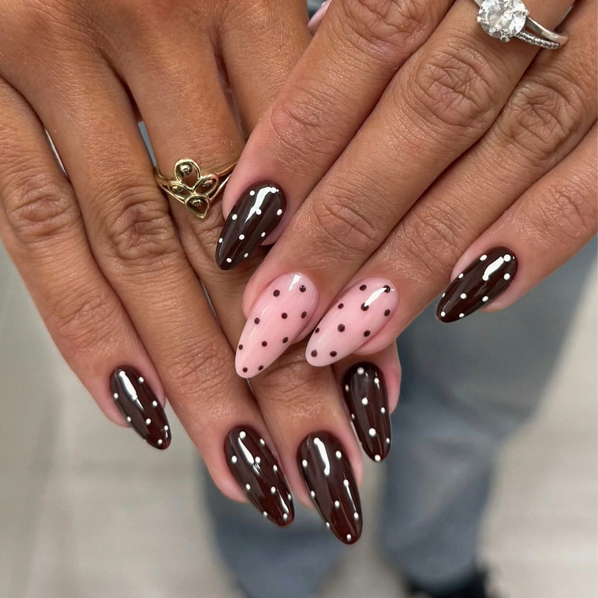Halloween Nail Art Set with Creative Designs and Sparkling Details Acalora
