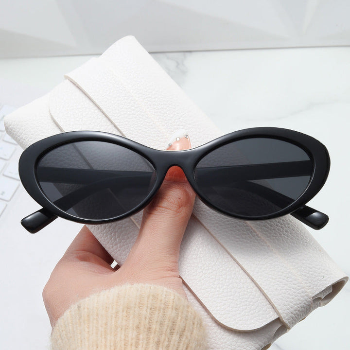 Women's stylish Cat-Eye sunglasses with soft curves and UV protection Kalsten