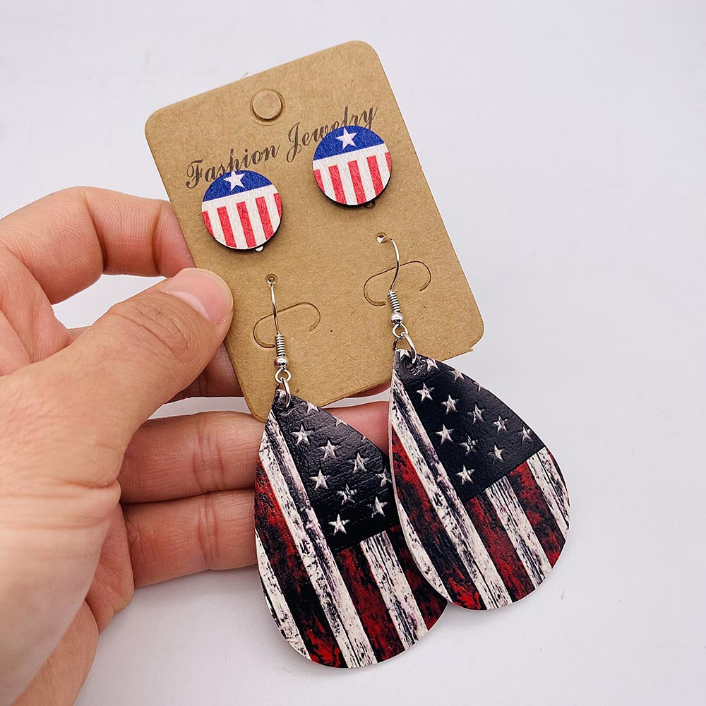 Women's nan lightweight drop earrings made of faux leather with star pattern and matching round ear studs Kalsten