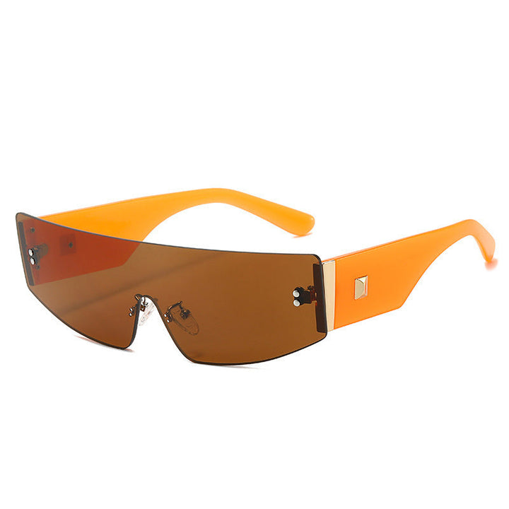 Ladies trendy sunglasses with futuristic design Kalsten