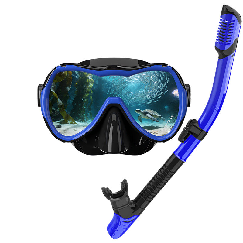 Diving mask with wide field of vision by Kalsten