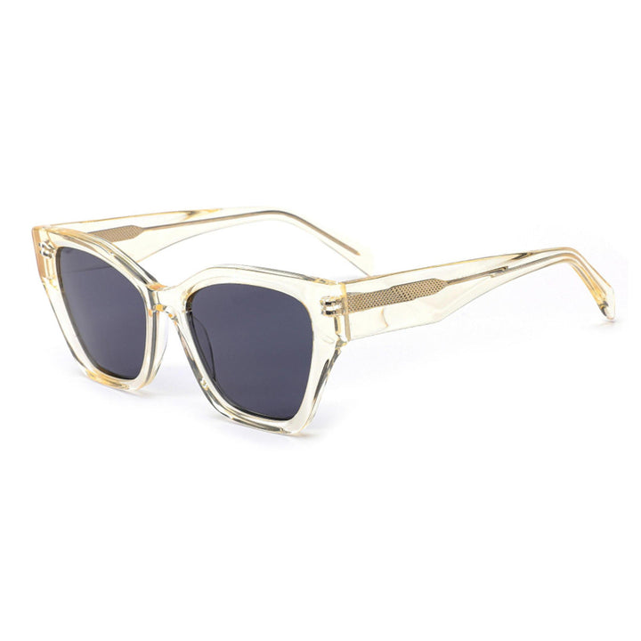 Women's sunglasses with modern frame and playful details Kalsten