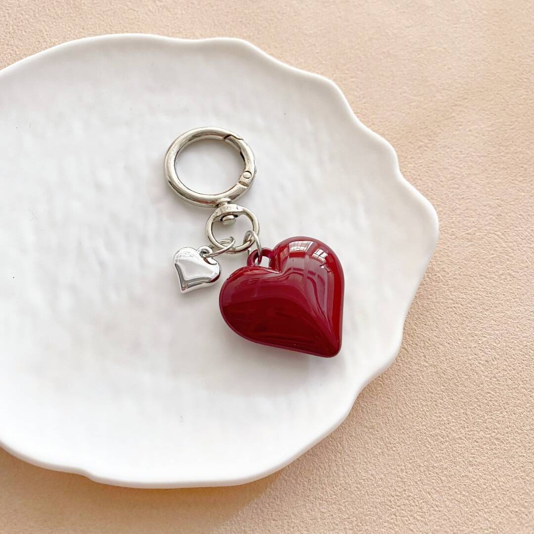 Heart-Shaped Charm Keychain kalsten