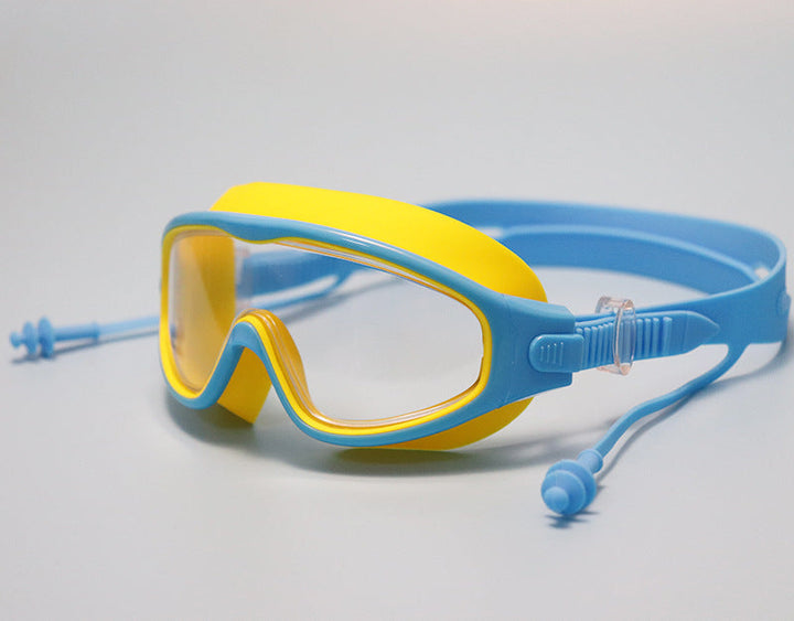 Snorkel mask with comprehensive field of view and comfortable silicone details Kalsten