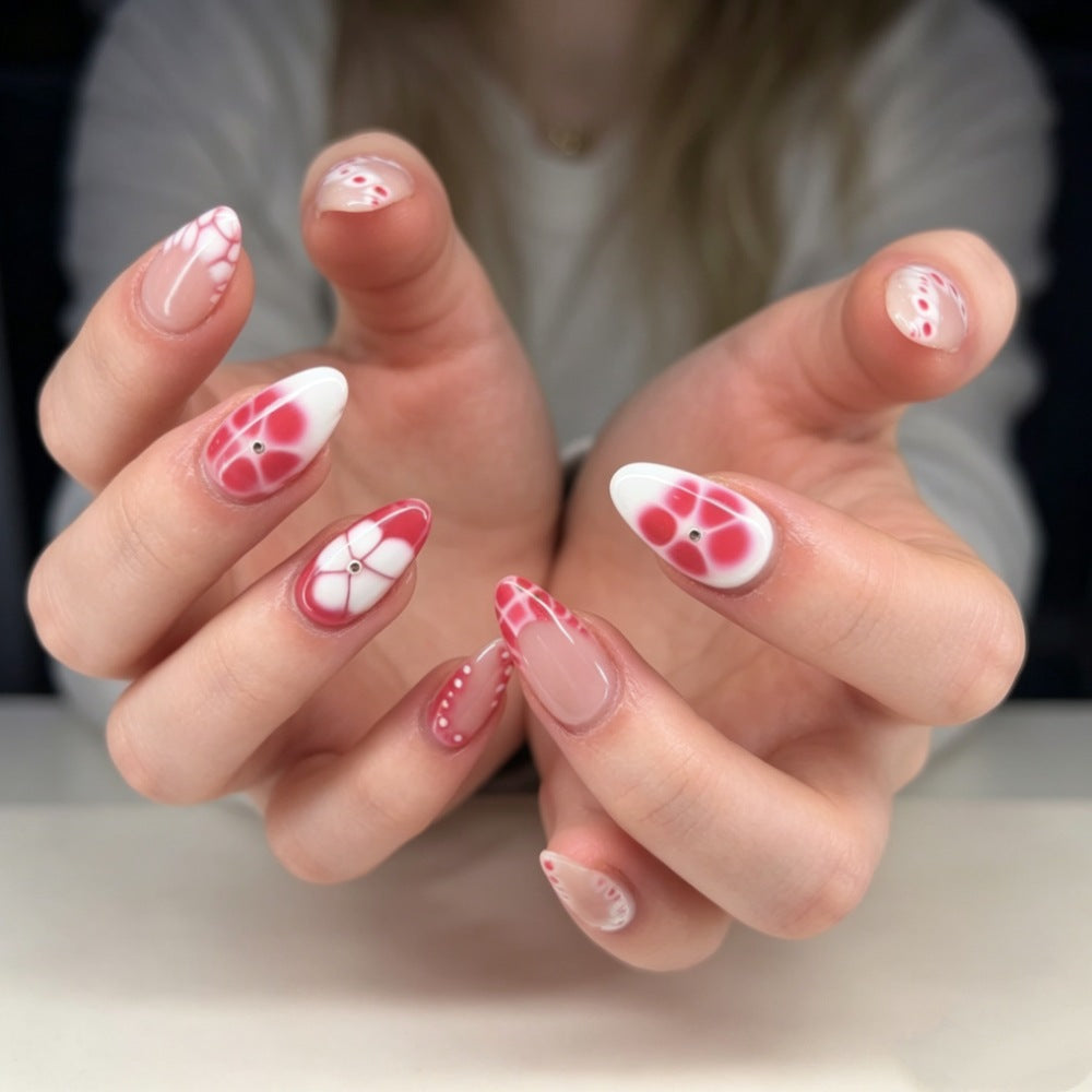 Artificial Nail Tips with Exciting Design and Elegant Accents Kalsten