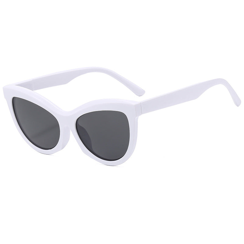 Women's fashionable sunglasses in elegant Cat-Eye style Kalsten