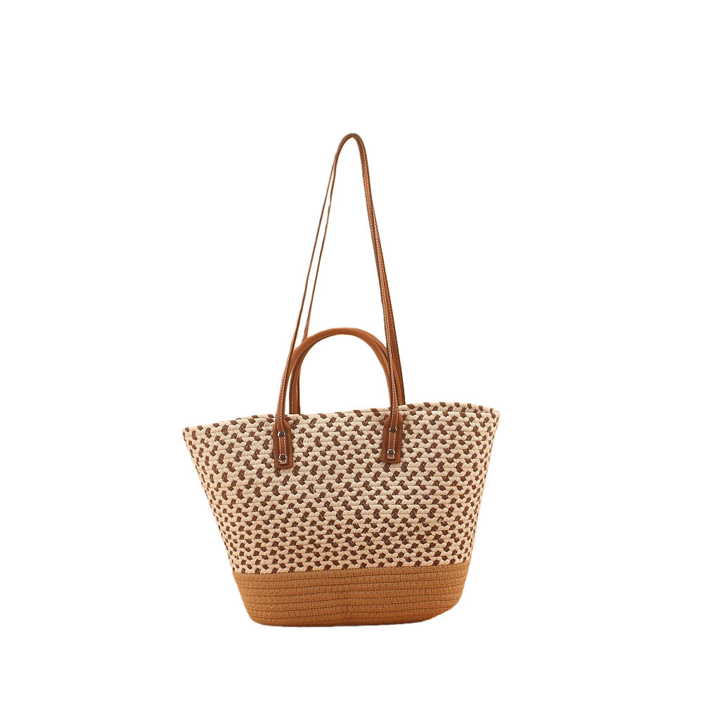 Elegant and Spacious Beach Bag with Woven Design Kalsten