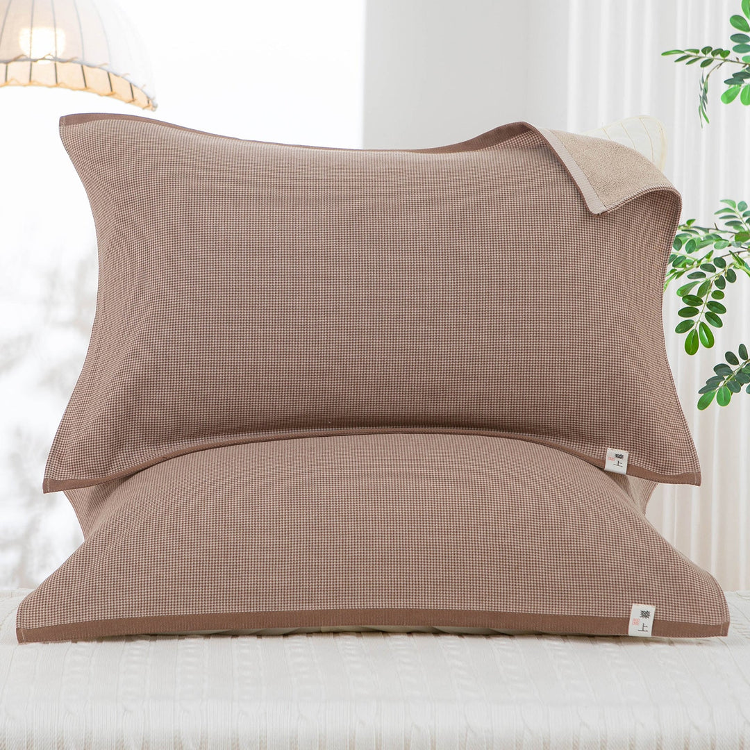 Women’s pillowcase in classic check design Kalsten