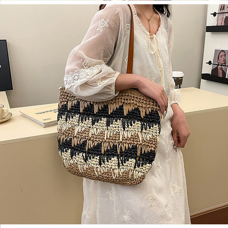 Woven Natural Material Handbag Kalsten