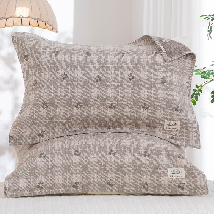 Women's pillowcase with modern checkered pattern Kalsten