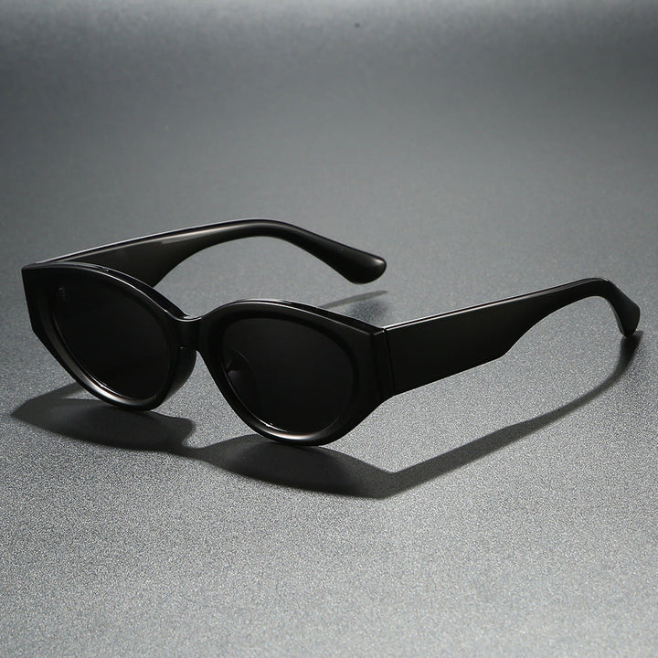 Women Cat-Eye Sunglasses with modern, transparent frame and UV protection Kalsten