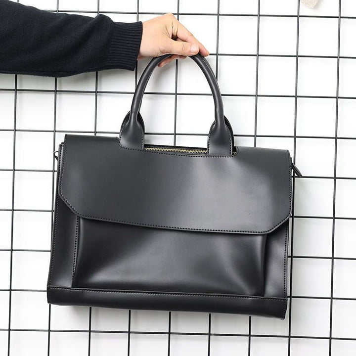 Elegant briefcase with practical outer pocket Kalsten