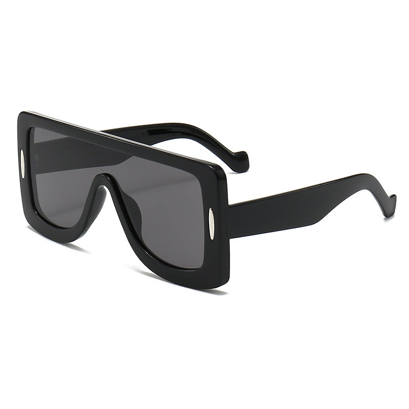 Women's Oversized Sunglasses in Modern Bauhaus Style Kalsten