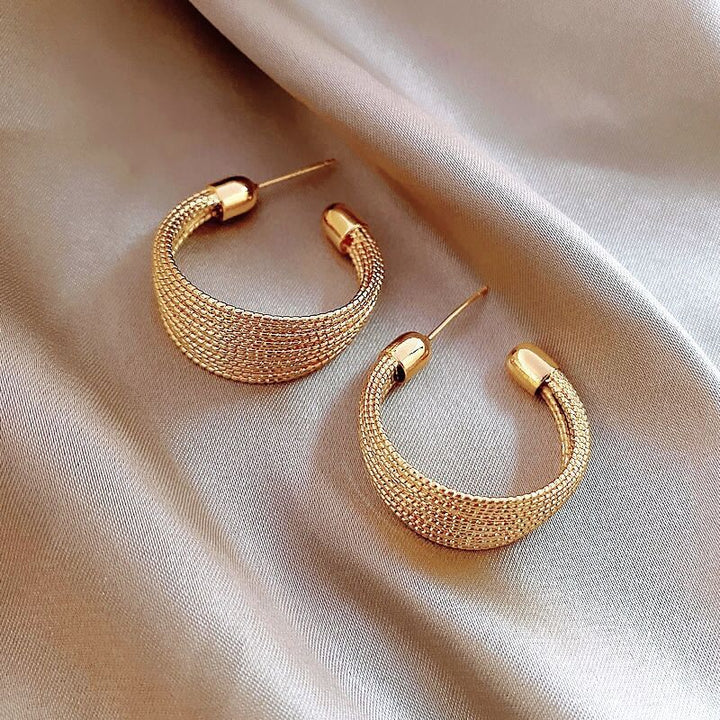 Fashionable and Elegant Earrings Kalsten
