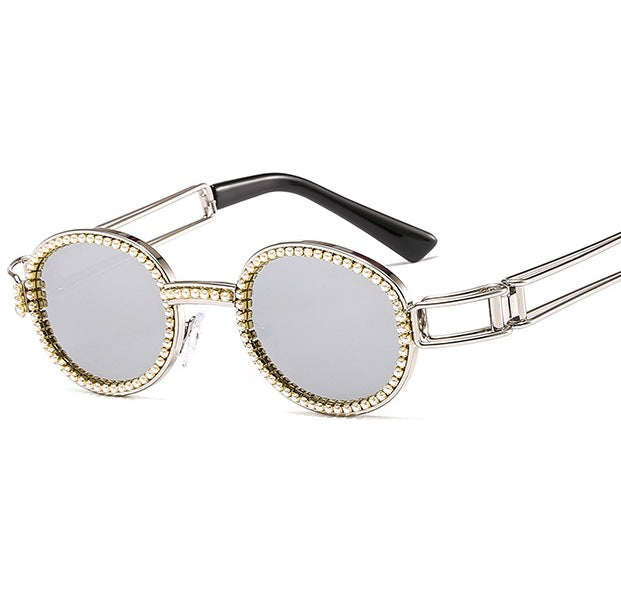 Ladies fashionable sunglasses with glamorous frame Kalsten
