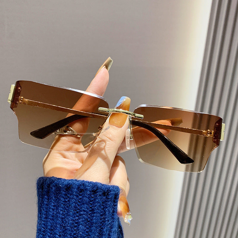 Women's fashionable square sunglasses with luxurious frame and polarized lenses Kalsten