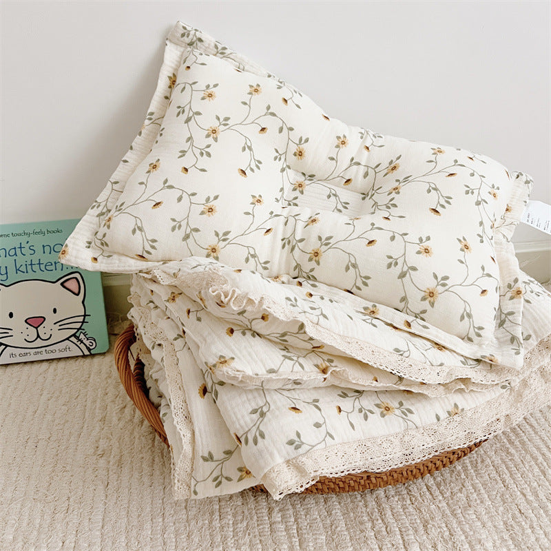 Unisex Breathable Muslin Blanket with Floral Ruffle Design Kalsten