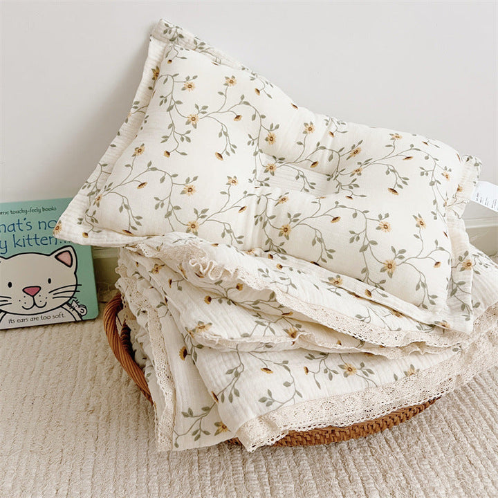 Unisex Breathable Muslin Blanket with Floral Ruffle Design Kalsten