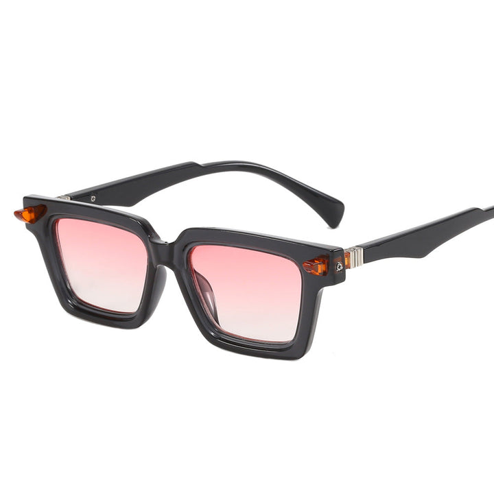 Women Vintage-inspired Sunglasses with Distinctive Frame Kalsten