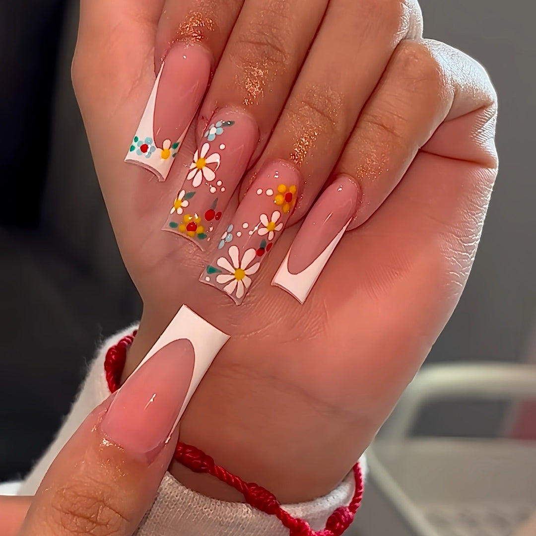 Floral Design Press-On Nail Art Kalsten