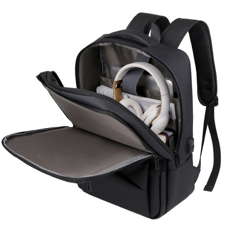 Urban Backpack with Waterproof Properties and Intelligent Compartment System Kalsten