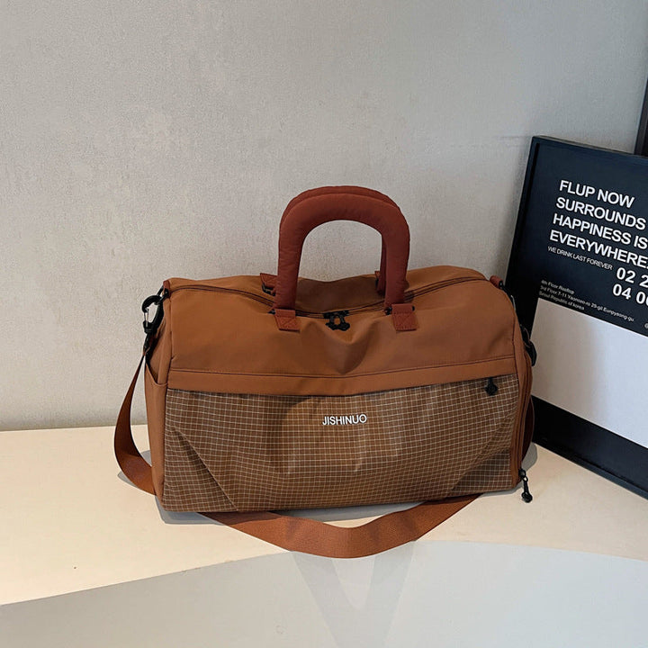 Sporty Leisure Duffel Bag with Ergonomic Handles and Multiple Compartments Kalsten