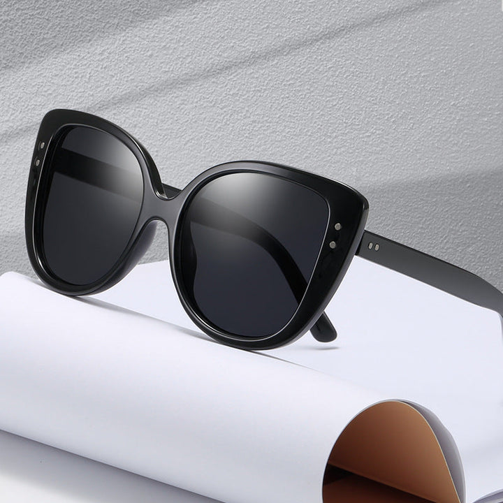 Ladies glamorous oversized sunglasses withElegant transparent frame Kalsten