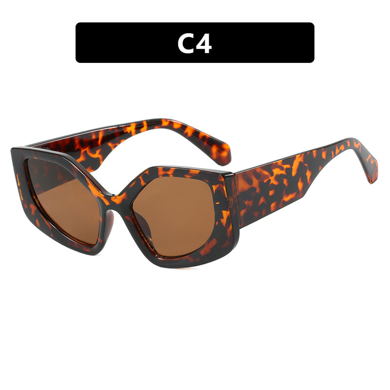 Women's striking sunglasses with oversized design and stylish gradient Kalsten