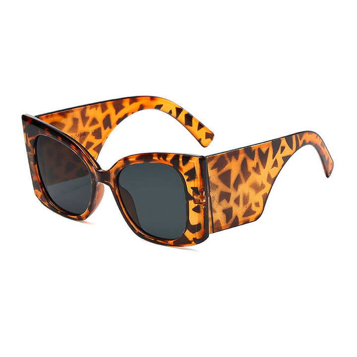 Women's fashionable oversized sunglasses with glamorous design Kalsten
