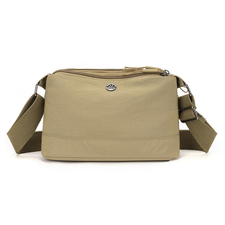 Shoulder bag with adjustable carrying strap and intelligent compartment system Kalsten