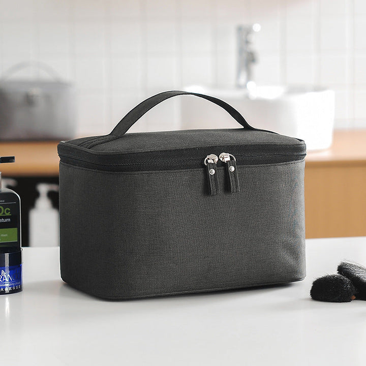 Cosmetic transport bag with thoughtful interior layout Kalsten