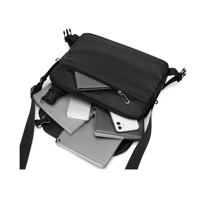 Versatile messenger bag with organizer compartments Kalsten