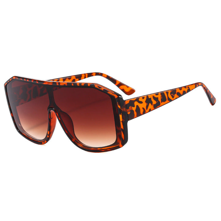 Women Fashionable Oversized Sunglasses in Extravagant Animal Print Design Kalsten