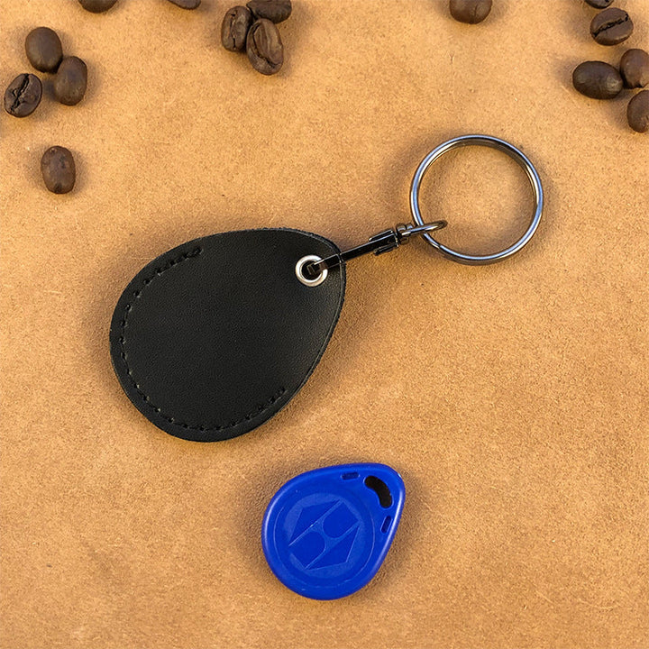Unisex keychain with integrated Tracker Kalsten